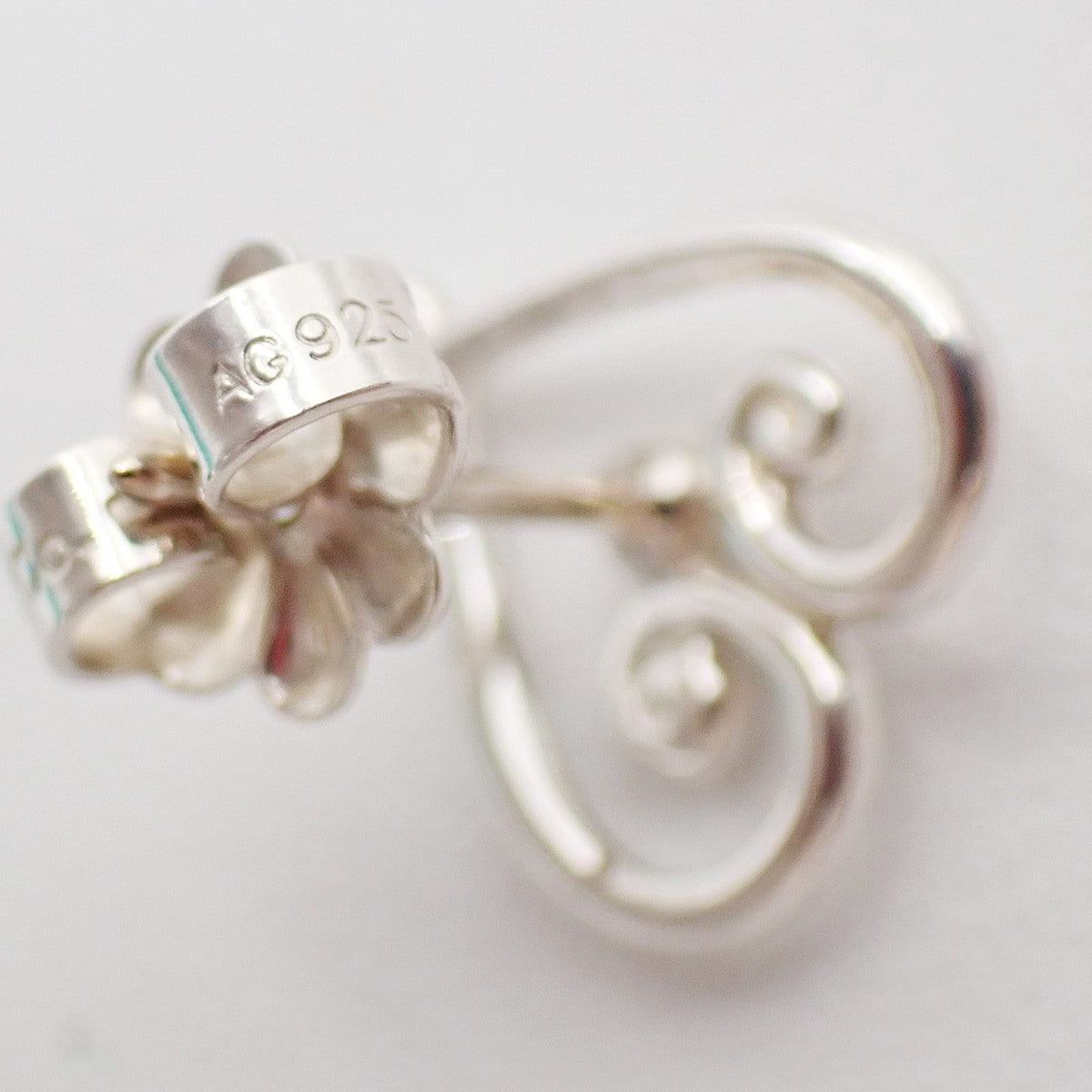 Tiffany & Co. Paloma Picasso Loving Heart Pierce Earring Silver 925 60EG351