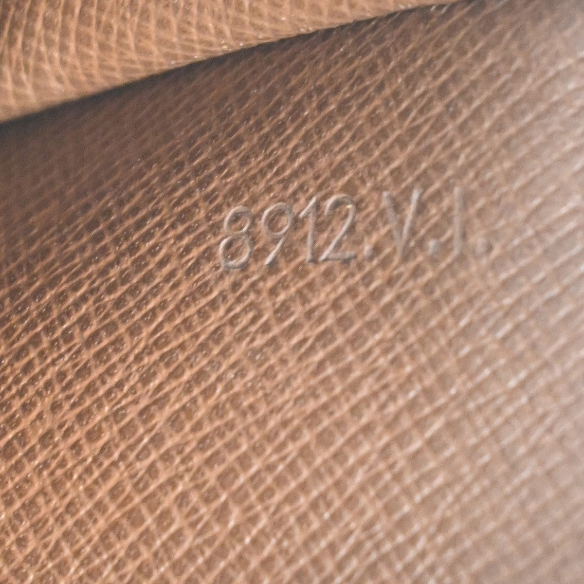 LOUIS VUITTON Saint Cloud GM Shoulder Bag Monogram Leather Brown M51242 33MA507