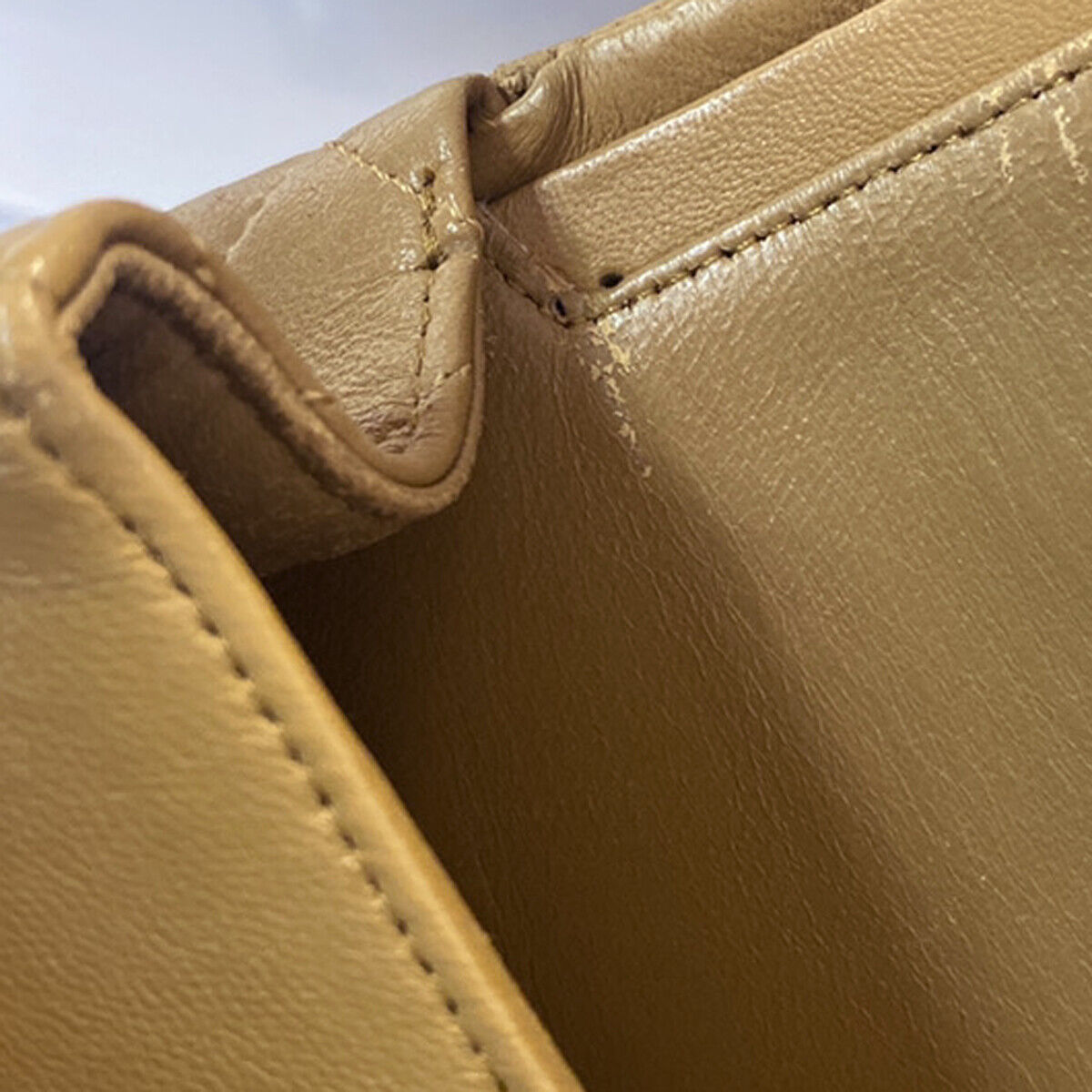 CHANEL CC Matelasse 25 Double Flap Chain Shoulder Bag Leather Beige GHW 332RK663