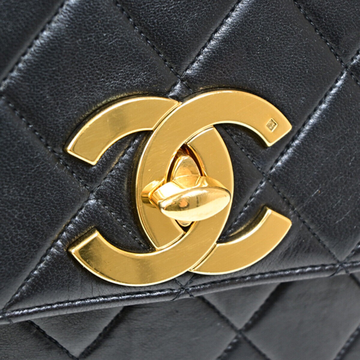 CHANEL CC Logo Matelasse 25 Chain Shoulder Bag Leather Black GHW France 705RJ883