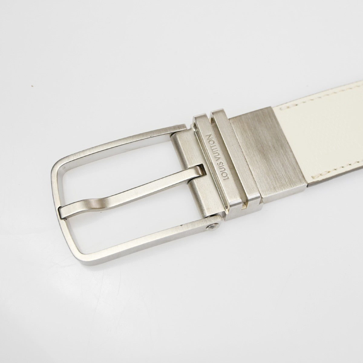 LOUIS VUITTON LV Logo Belt 90/36 Damier Infini leather White M6873 31CA603