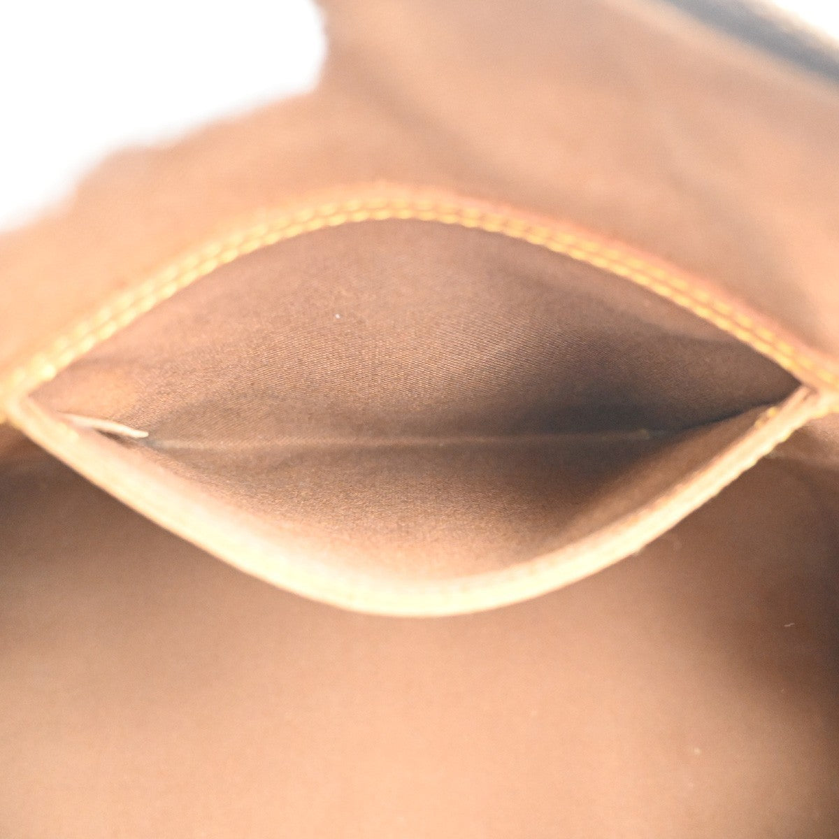 LOUIS VUITTON LV Logo Alma Hand Bag Monogram Leather Brown France M51130 35MA370