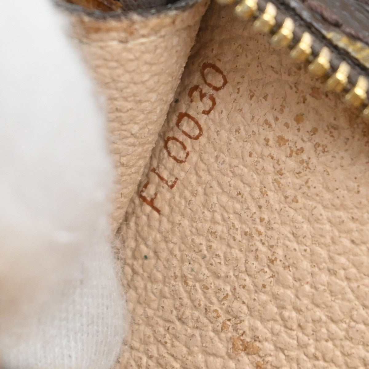 LOUIS VUITTON Logo BUCKET PM Pouch Bag Monogram Leather Brown France 05KB296