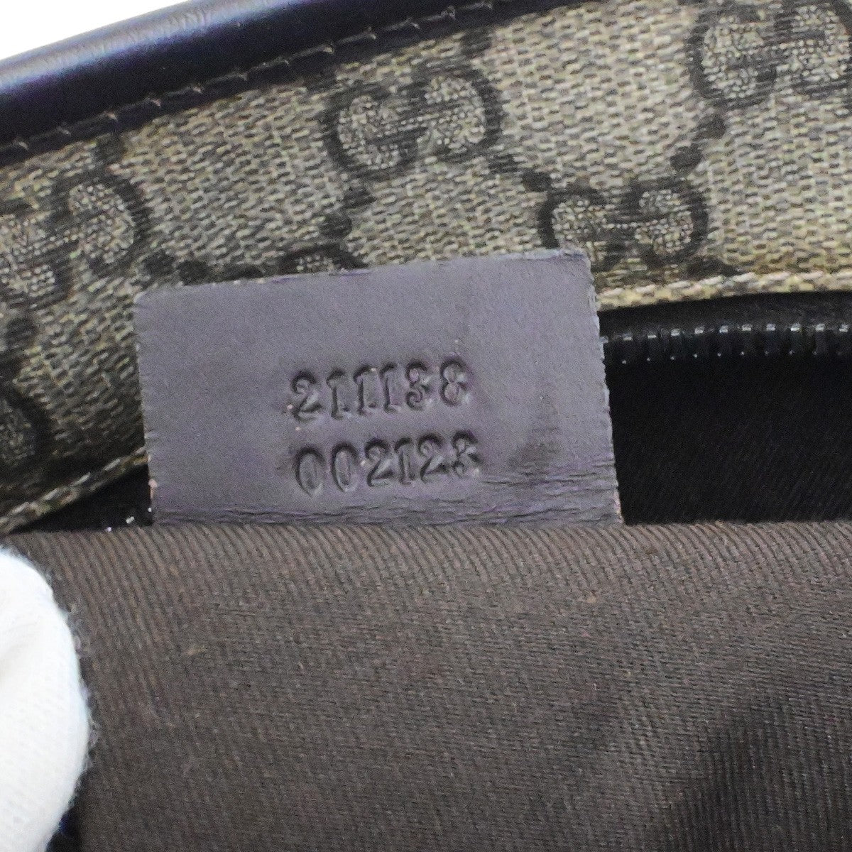 GUCCI Logo GG Pattern Shoulder Bag Supreme Leather Brown Italy 84YH517