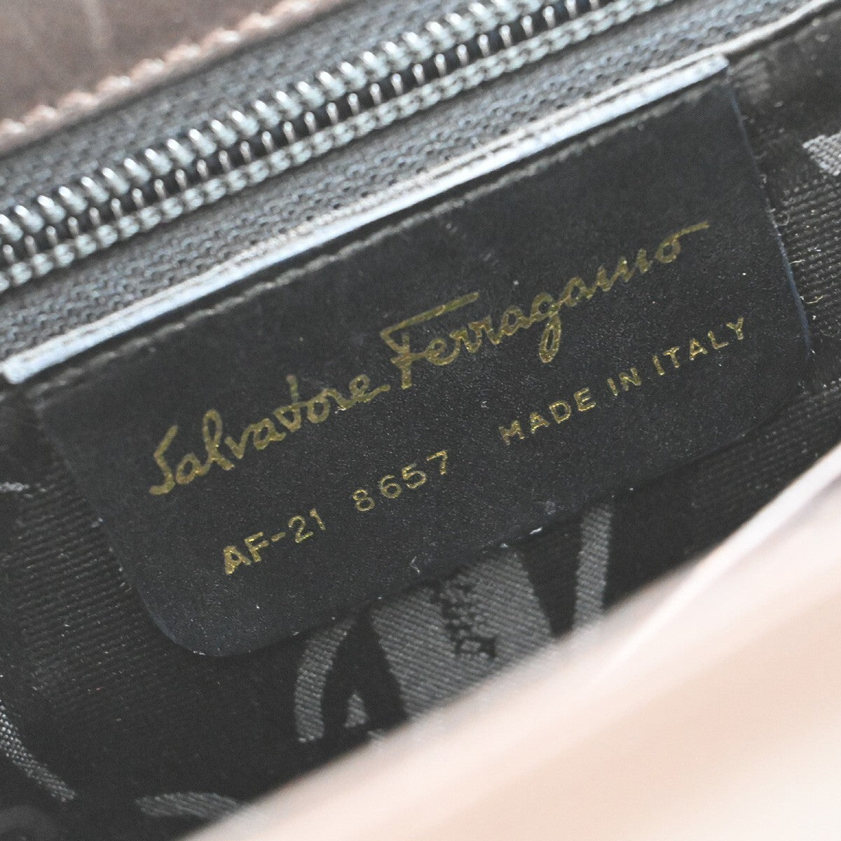 SALVATORE FERRAGAMO Logo Gancini Hand Bag Leather Brown GHW Italy 60EE943