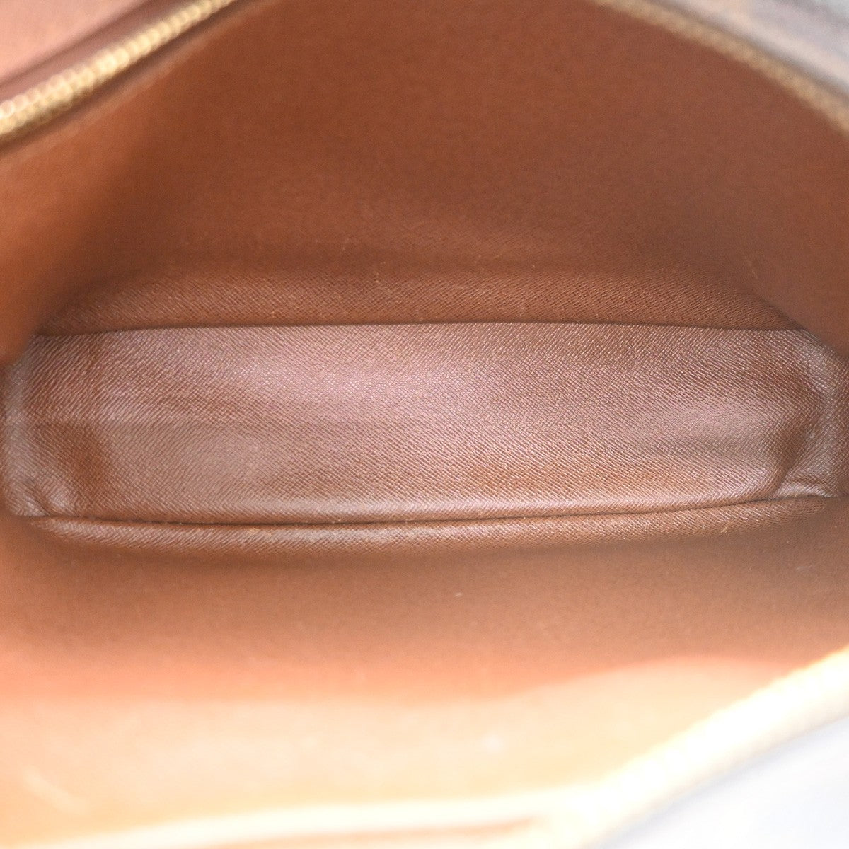 LOUIS VUITTON Nile Crossbody Shoulder Bag Monogram Leather Brown M45244 35CB012