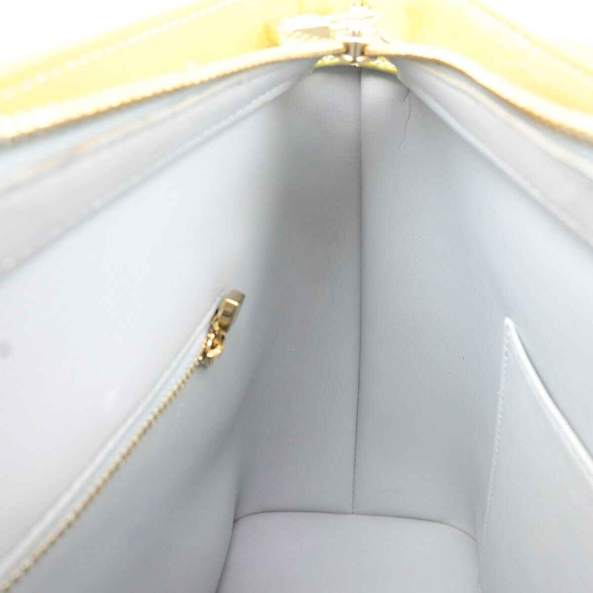 LOUIS VUITTON Houston Shoulder Bag Monogram Vernis Leather Green M91053 61EE022