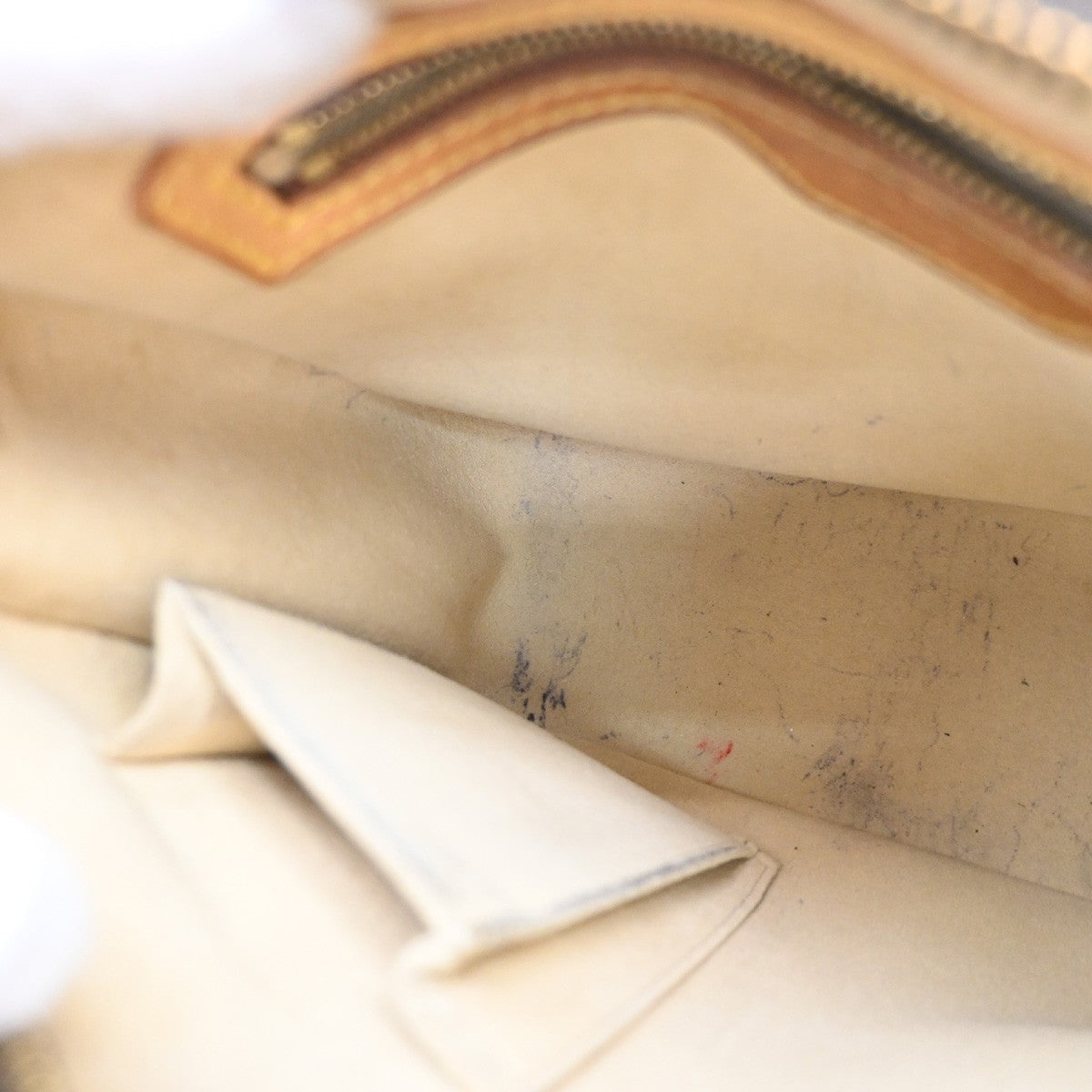 LOUIS VUITTON Looping MM Shoulder Bag Monogram Leather BN USA M51146 87YJ276