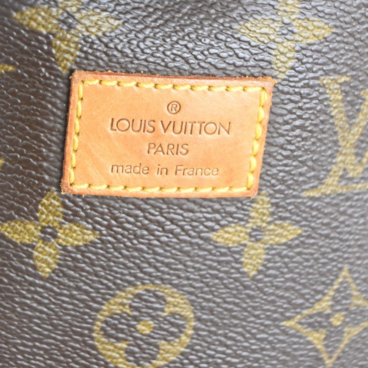 LOUIS VUITTON Saumur 35 Shoulder Bag Monogram Leather BN France M42254 72TA311