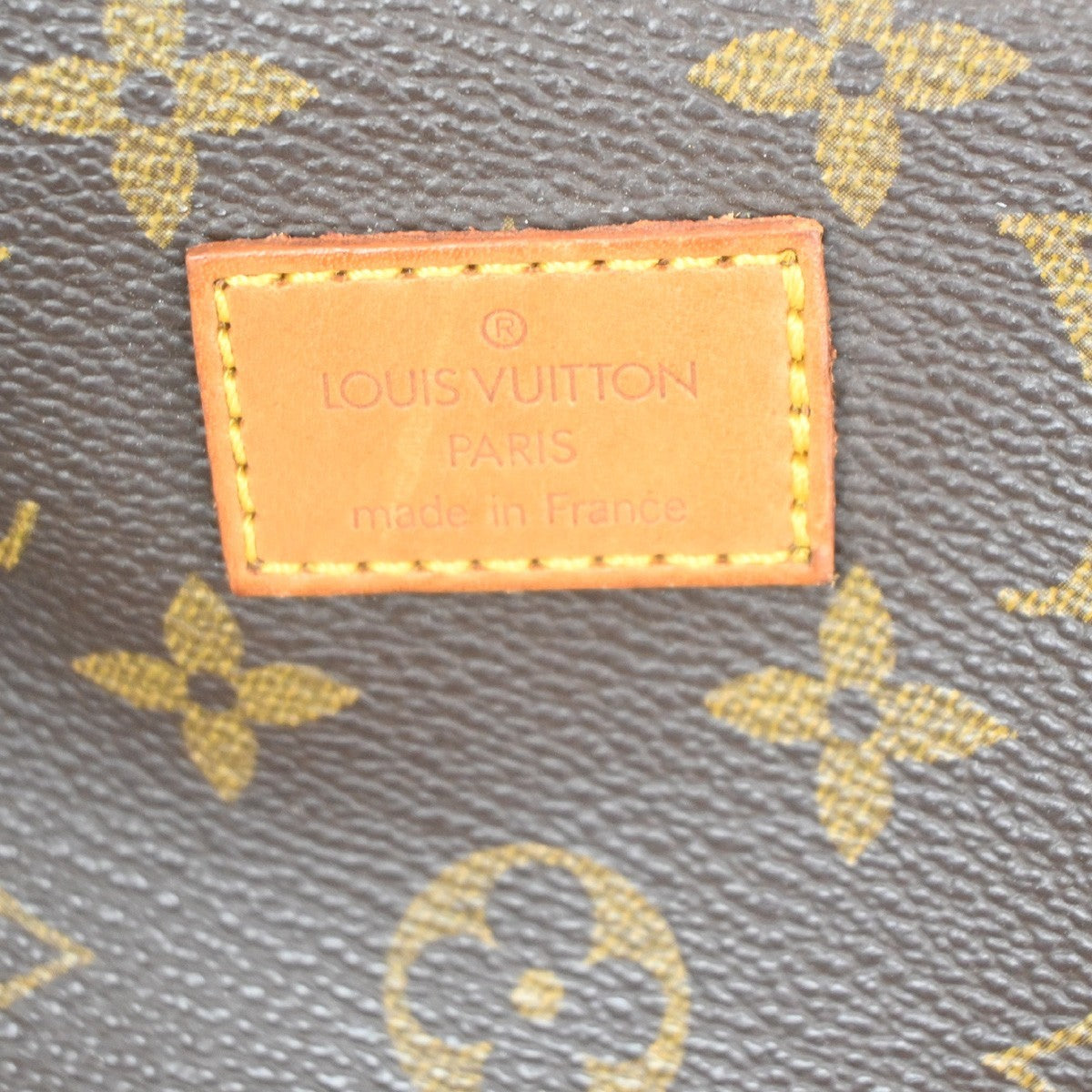 LOUIS VUITTON Saumur 35 Shoulder Bag Monogram Leather BN France M42254 70MA255
