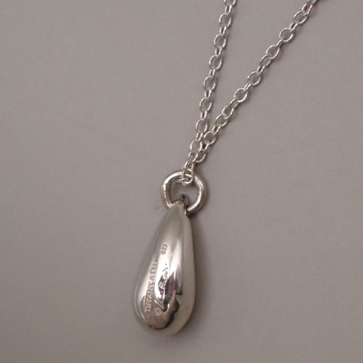 Tiffany & Co. Logo Tear Drop Chain Necklace Pendant Ag 925 Silver 09YH713