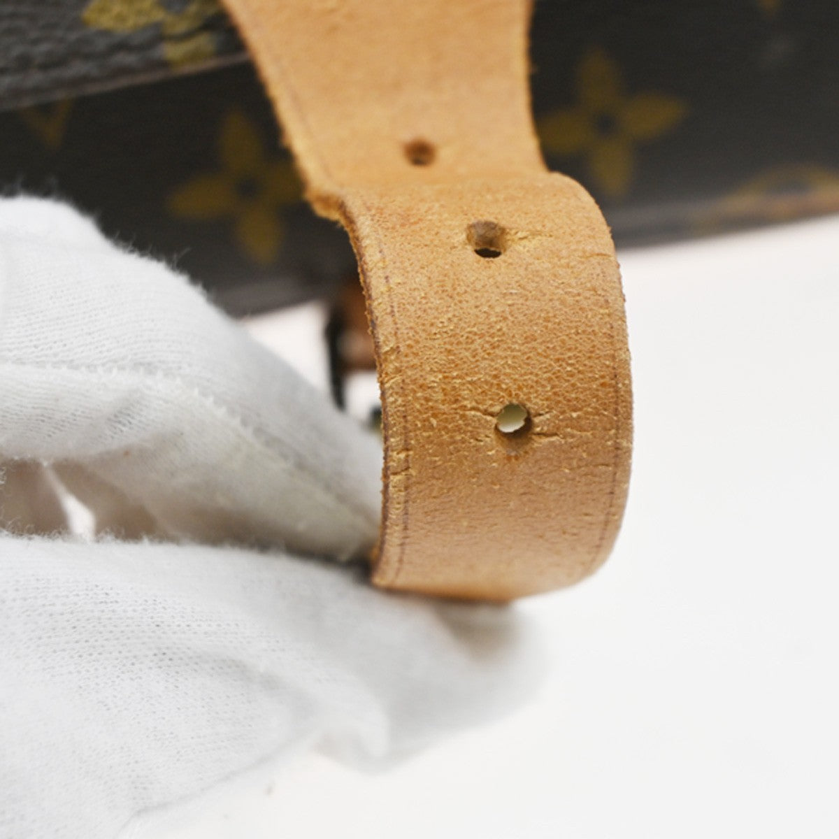 LOUIS VUITTON Cartouchiere MM Shoulder Bag Monogram Leather Brown M51253 82KD042