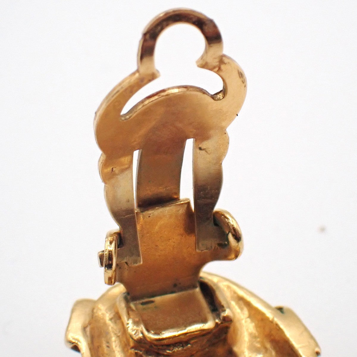 CHANEL CC Logo Button Earring 94A Clip-On Gold-Plated France Vintage 80RL937