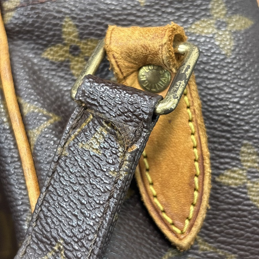 LOUIS VUITTON Nile Crossbody Shoulder Bag Monogram Leather Brown M45244 81KD175