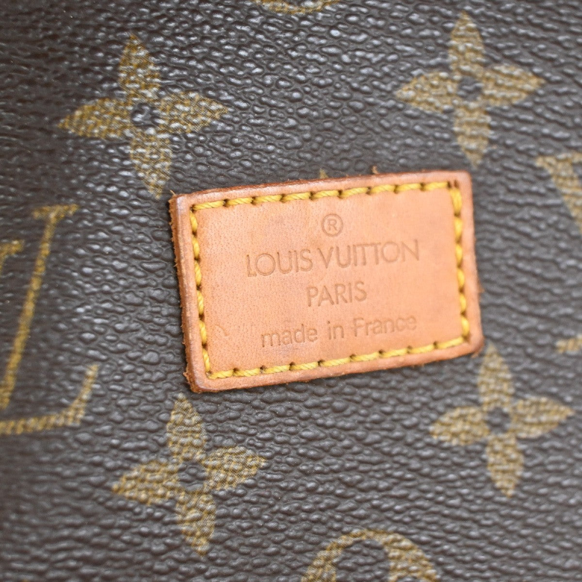 LOUIS VUITTON Saumur 35 Shoulder Bag Monogram Leather BN France M42254 82KC742