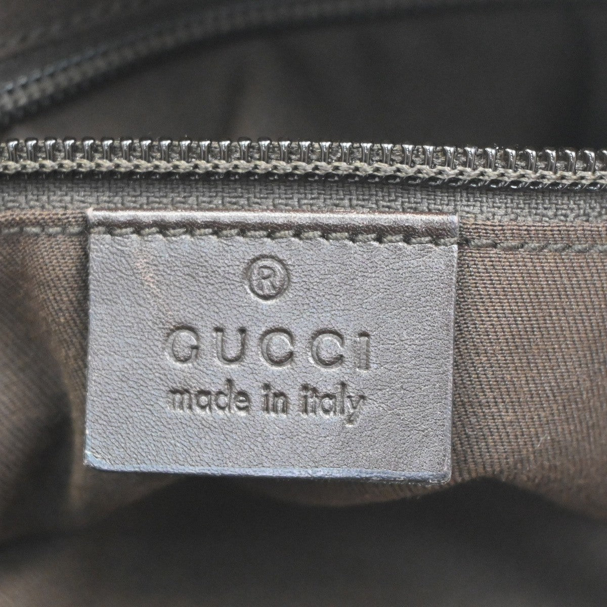 GUCCI Logo GG Pattern Crossbody Shoulder Bag Canvas Leather BN SHW Italy 31KC109