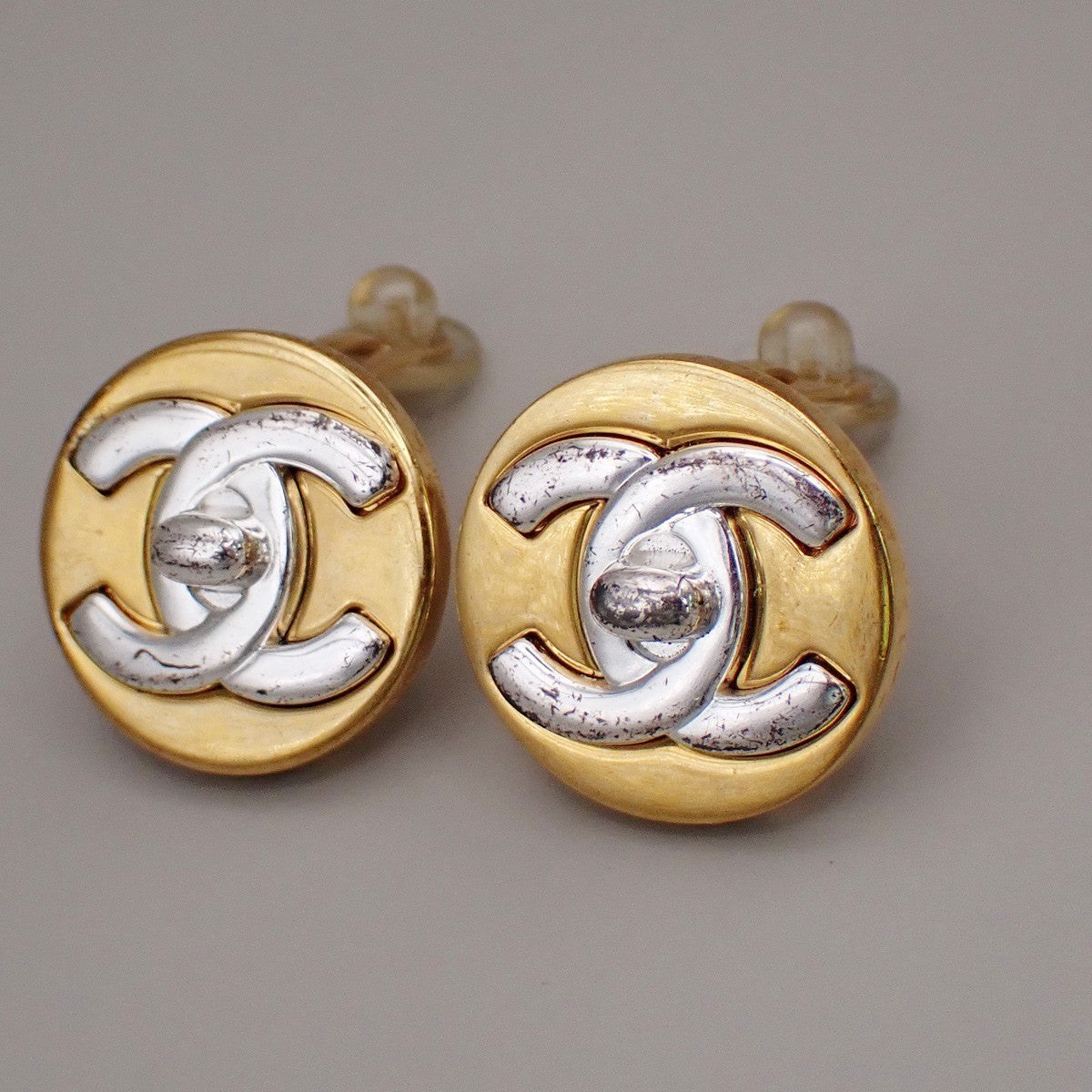 CHANEL CC Logo Button Round Earrings 97A Clip-On GHW  SHW Vintage 83RL334