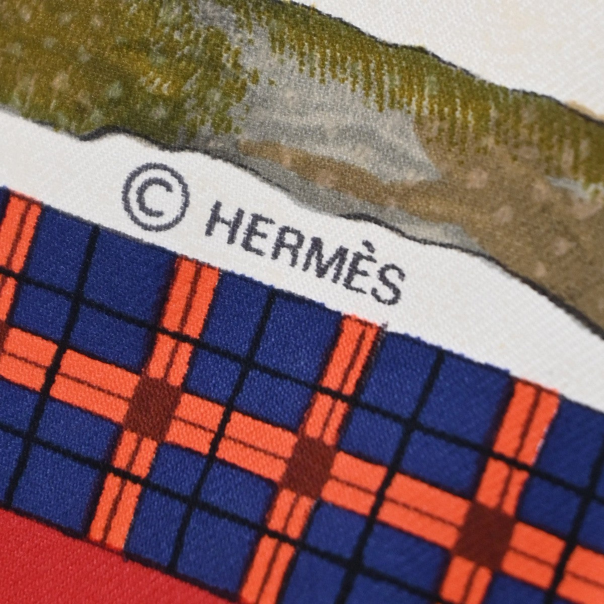 HERMES XL Carre l'Hiver en Poste Ledoux Scarf 100% Silk Red White 63RL907