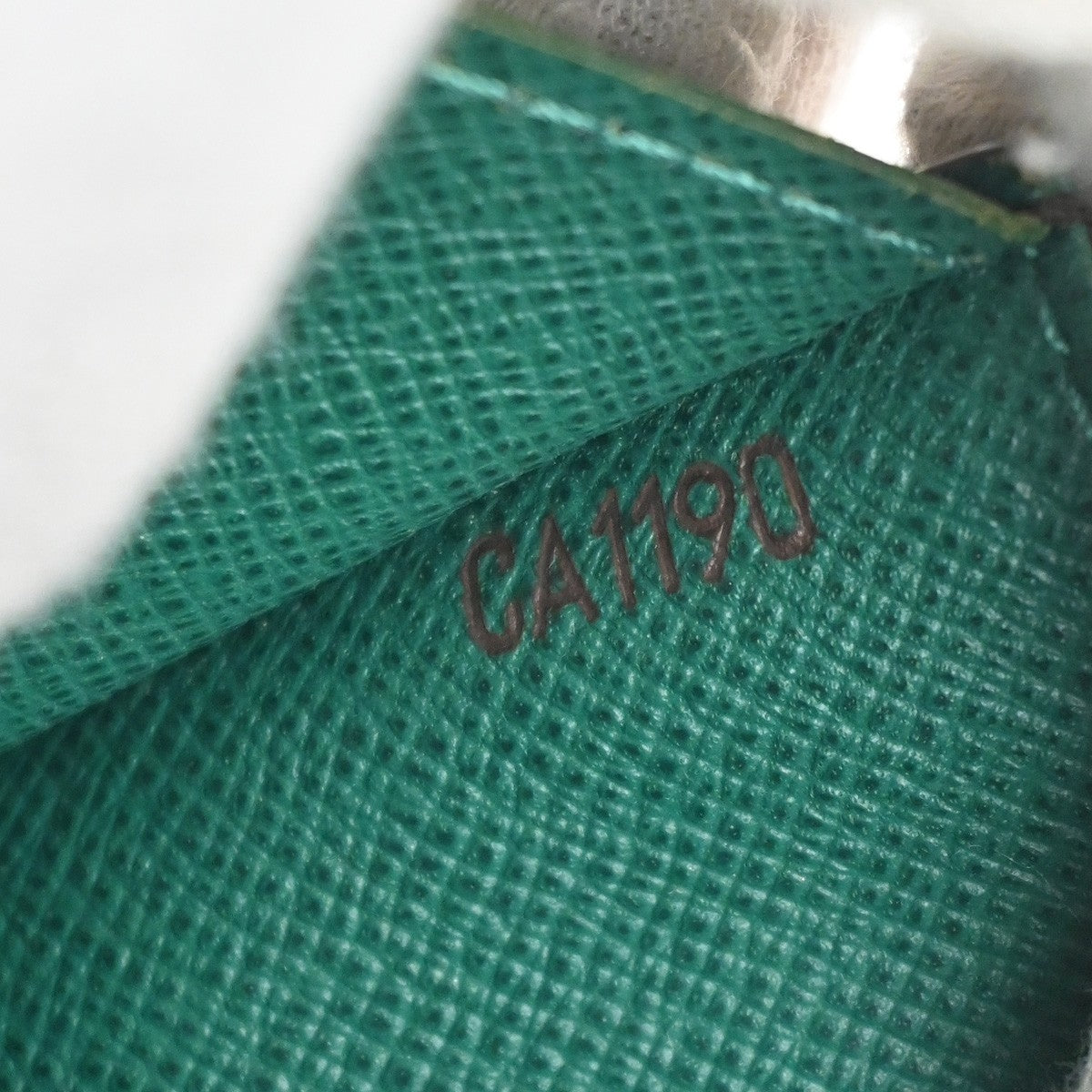 LOUIS VUITTON Portefeuille Emilie Wallet Monogram Leather BN GN M60137 60KD032