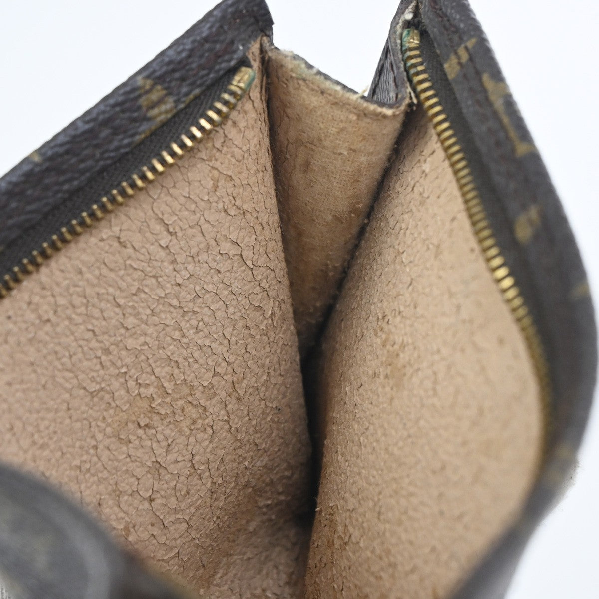 LOUIS VUITTON BUCKET PM Mini Clutch Pouch Bag Monogram Leather France 02KC735