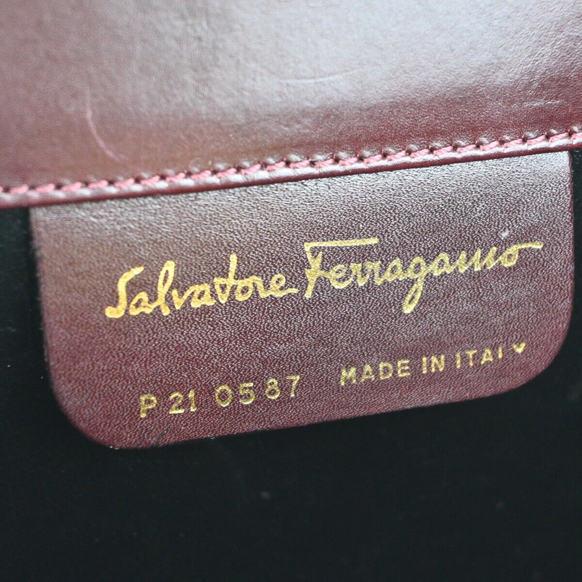SALVATORE FERRAGAMO Chain Gancini 2Way Shoulder Clutch Bag Leather BX 39EA565