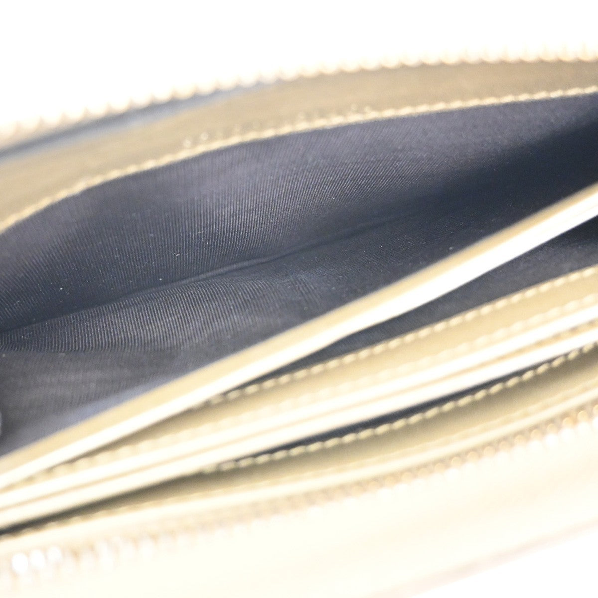 GUCCI Logo Guccissima GG Pattern Long Zipper Wallet Leather Beige GHW 09YH801