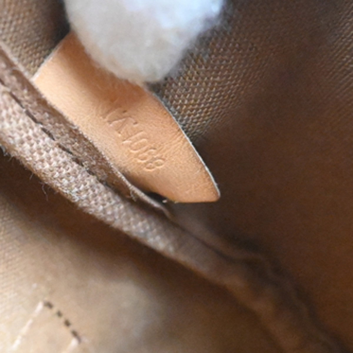 LOUIS VUITTON Saumur 35 Shoulder Bag Monogram Leather BN France M42254 70KC533