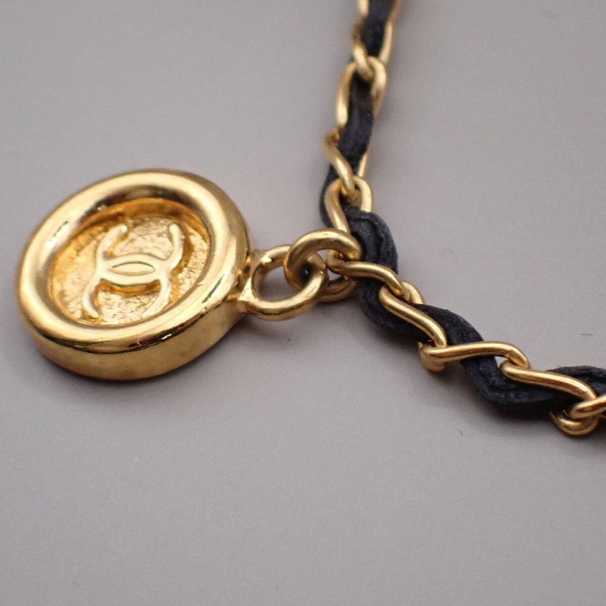 CHANEL CC Camellia Clover Chain Necklace 96P Leather GHW Vintage 665RK645