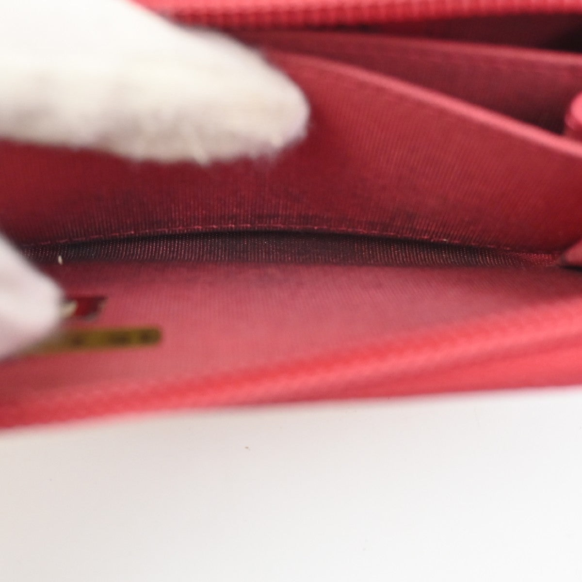 CHANEL CC Logo Zip Around Coin Wallet Grained Calfskin Leather Red Italy 87RL776