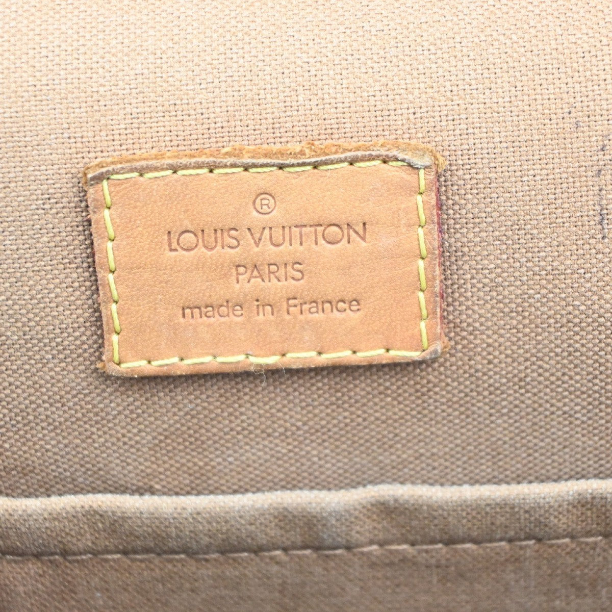 LOUIS VUITTON Messenger Bosphore PM Shoulder Bag Monogram Leather M40106 39MA359