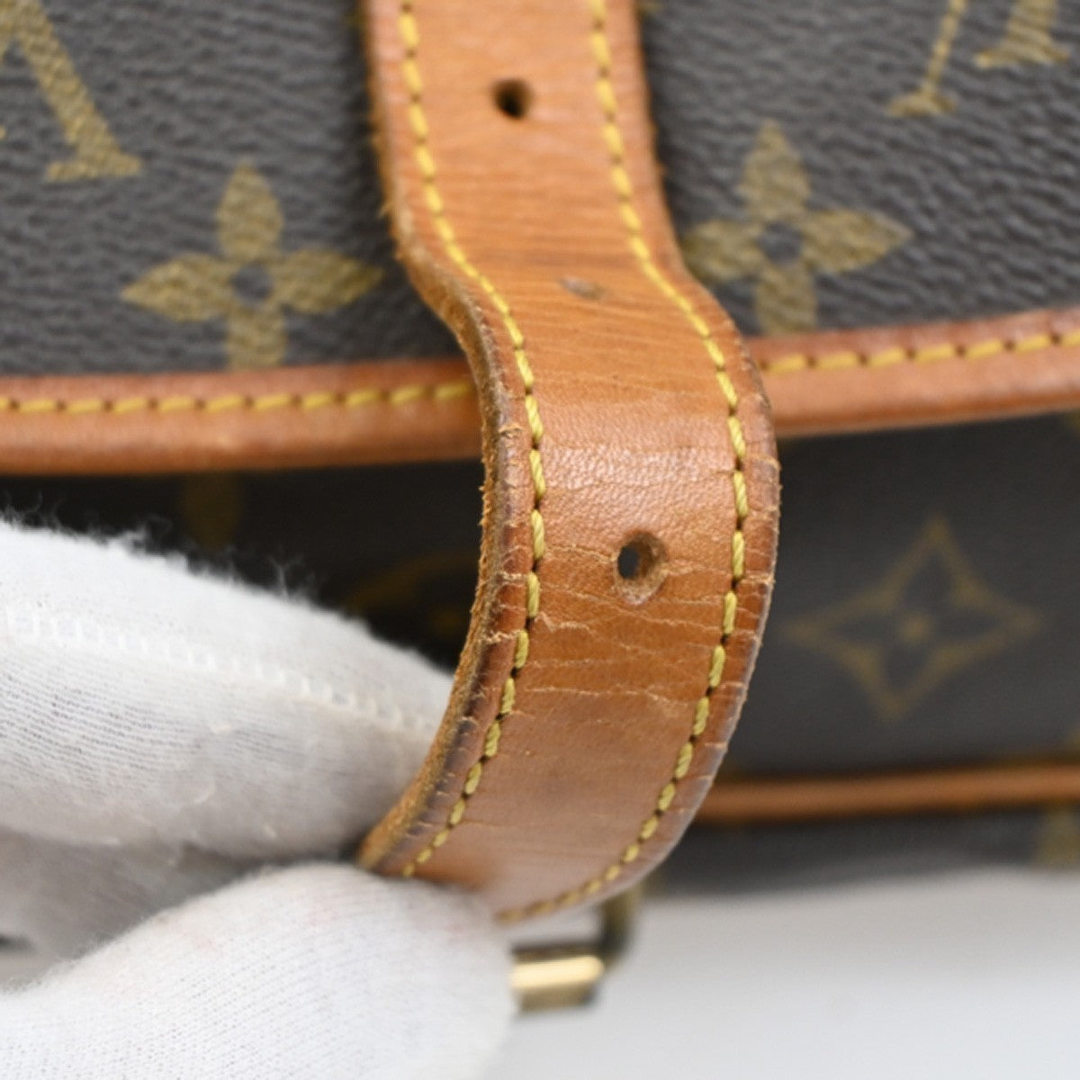 LOUIS VUITTON Logo Saumur 30 Shoulder Bag Monogram Leather Brown M42256 17CA491