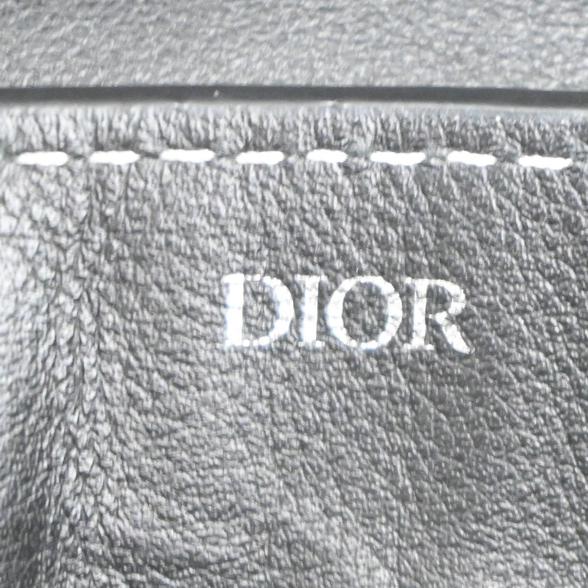 CHRISTIAN DIOR CD Logo Saddle Mini Pouch Bag Leather Black SHW 18TA508