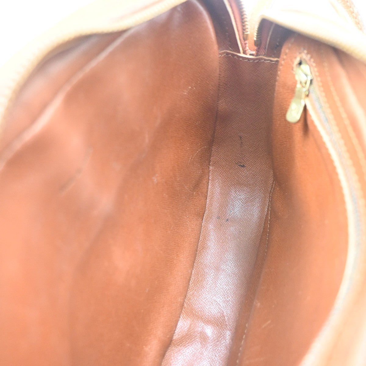 LOUIS VUITTON Jeune Fille Shoulder Bag Epi Leather Brown France M52153 65KC724
