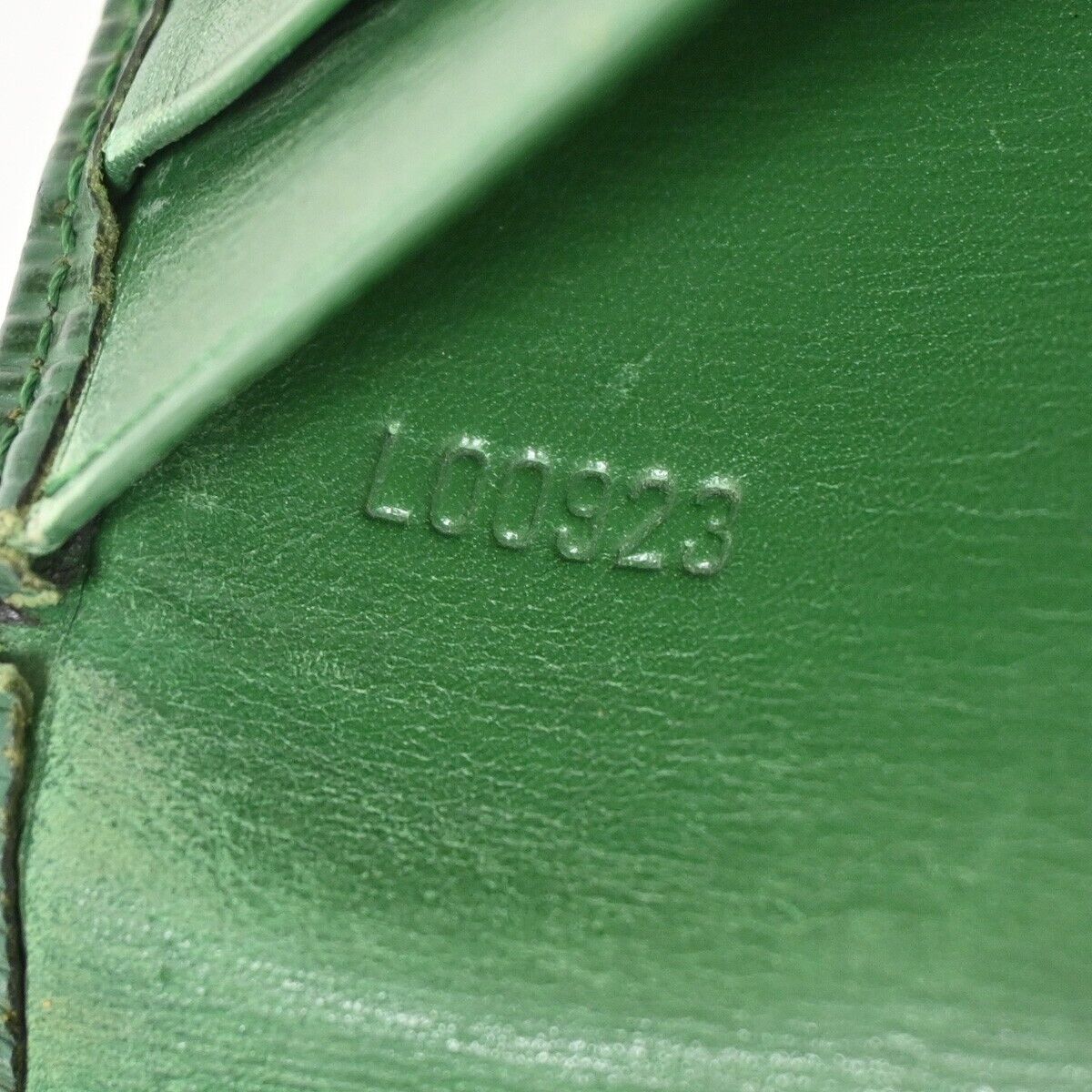 LOUIS VUITTON Logo International Trifold Wallet Epi Leather Green M63384 08YD113