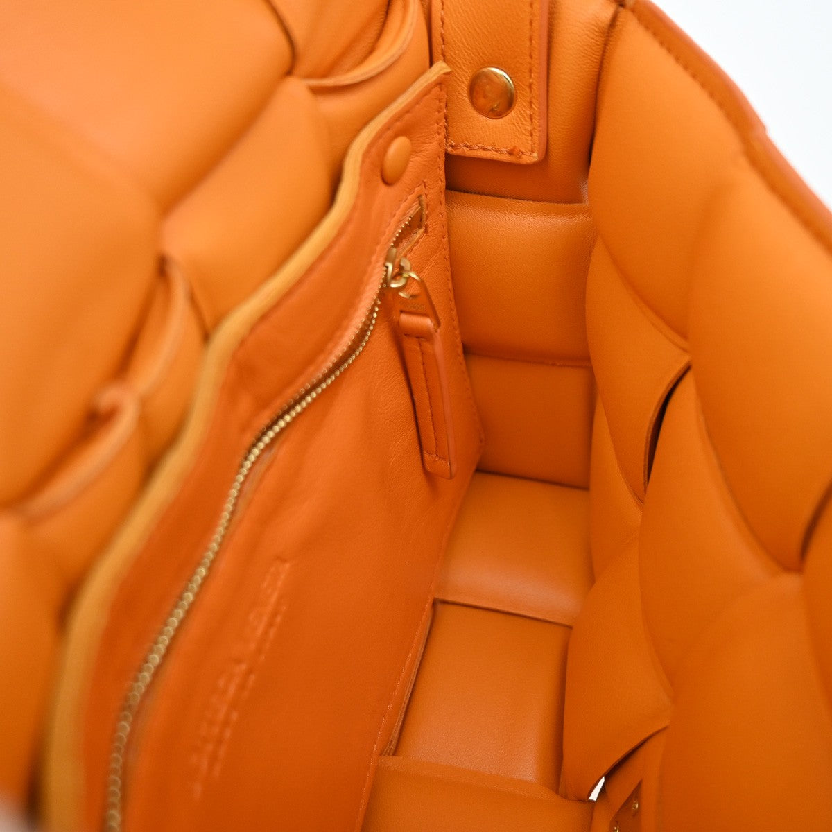 BOTTEGA VENETA Maxy Intrecciato Cassette Shoulder Bag Leather Orange 40RL267