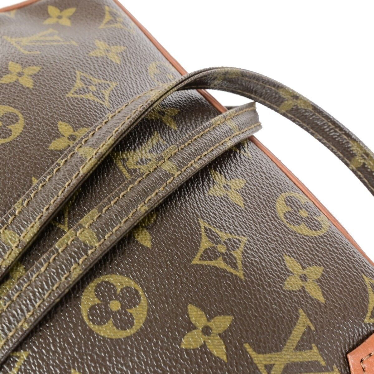 LOUIS VUITTON Pochette Sport Clutch Shoulder Bag Monogram Leather Brown 61EB425