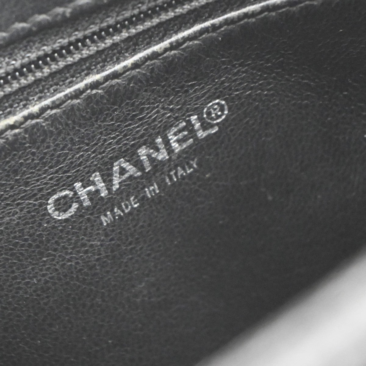 CHANEL Medallion Matelasse Shoulder Bag Grained Calfskin Leather Black 620RF881