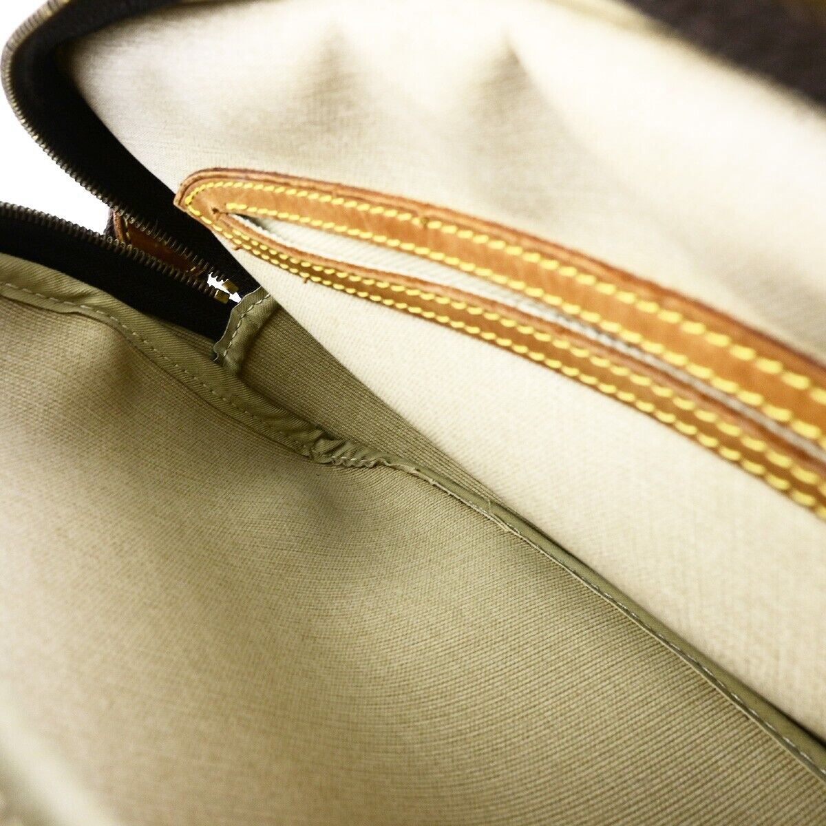 LOUIS VUITTON Reporter PM Crossbody Shoulder Bag Monogram Leather M45254 69ED047