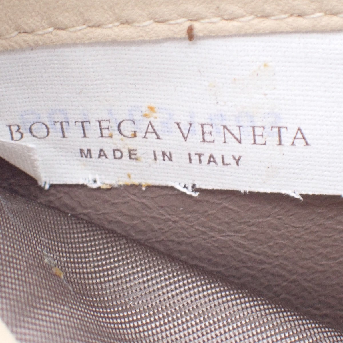 BOTTEGA VENETA Intrecciato Zip Around Long Wallet Embossing Leather Whit 63AA183