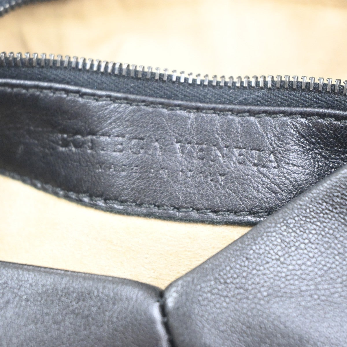 BOTTEGA VENETA Intrecciato Logo Shoulder Bag Leather Black Italy 667RL737