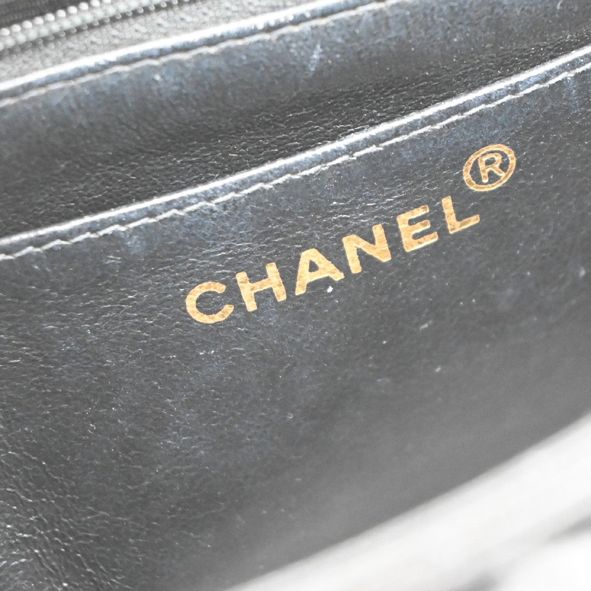 CHANEL CC Diana 25 Matelasse Chain Shoulder Bag Patent Leather BK VTE 678RL966