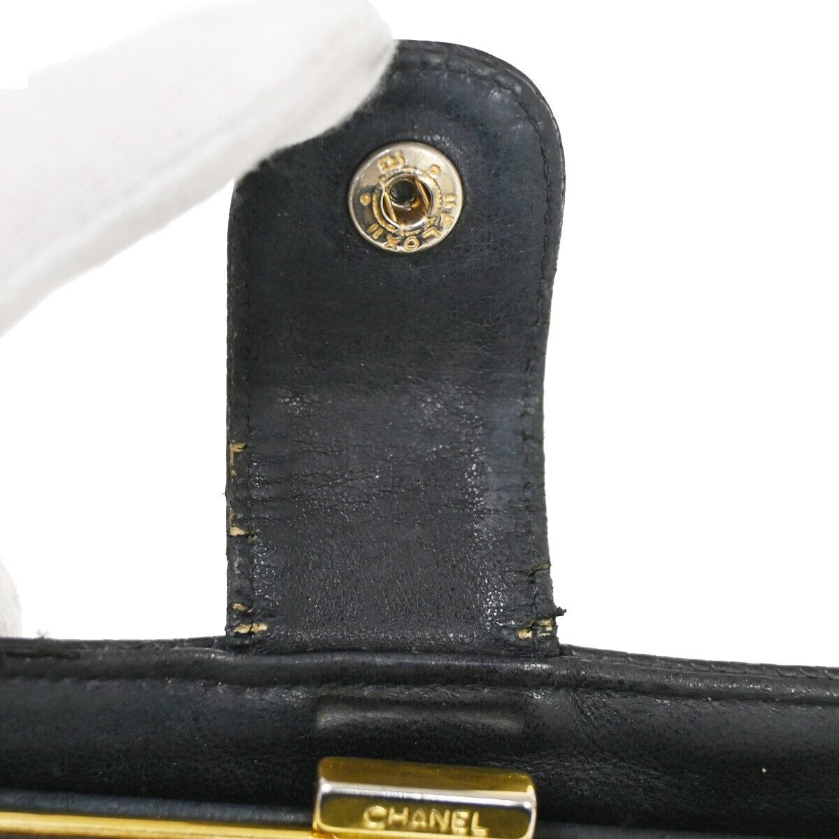 CHANEL CC Logo Long Bifold Wallet Purse Caviar Skin Leather Black GHW 04FA424