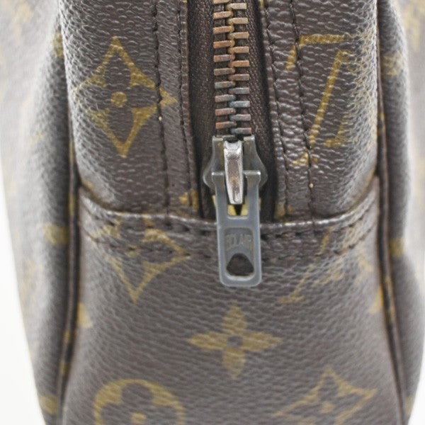 LOUIS VUITTON Trousse Toilette 28 Clutch Hand Bag Monogram Brown M47522 62AA215