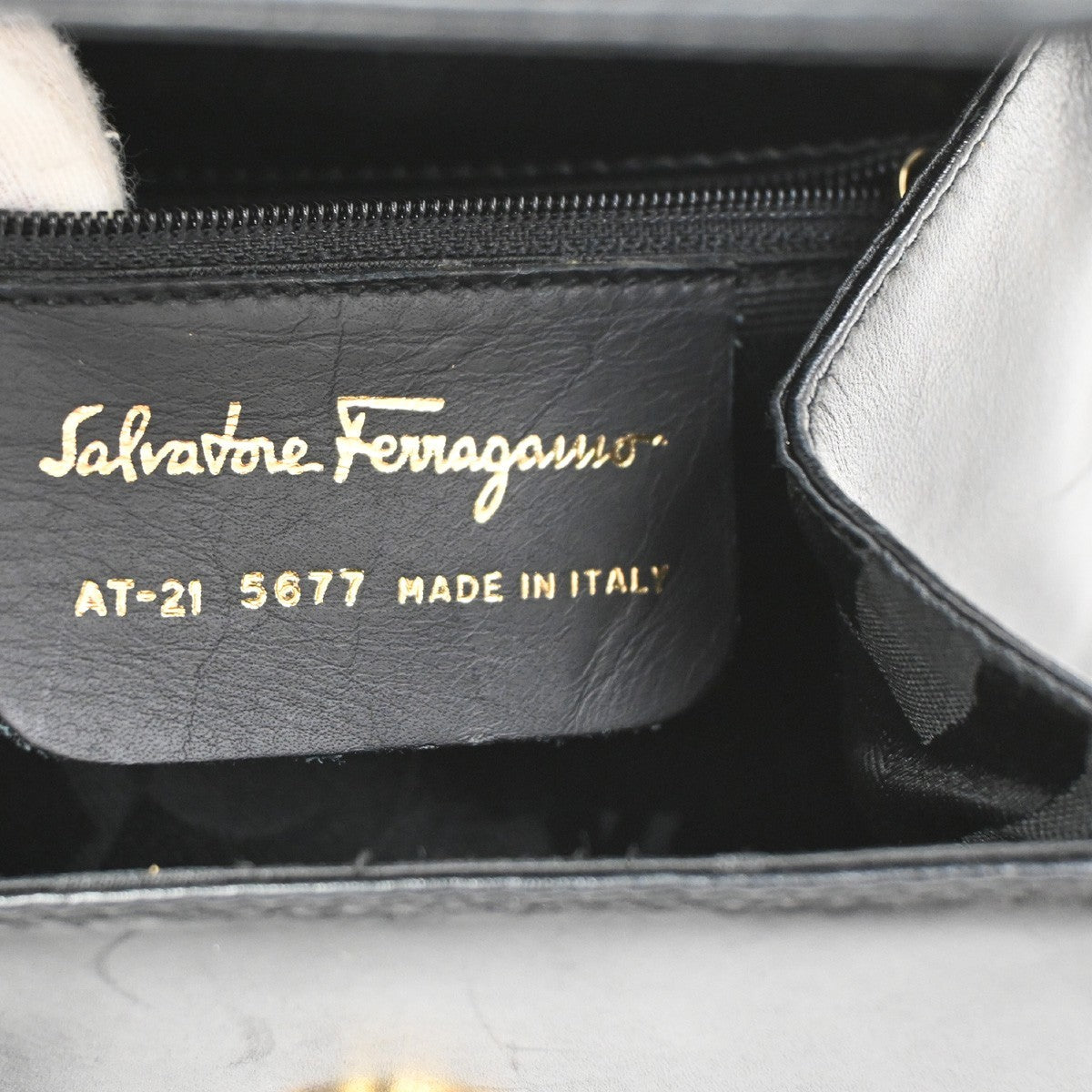 SALVATORE FERRAGAMO Vara Mini 2Way Shoulder Bag Leather Black GHW Italy 30DA236