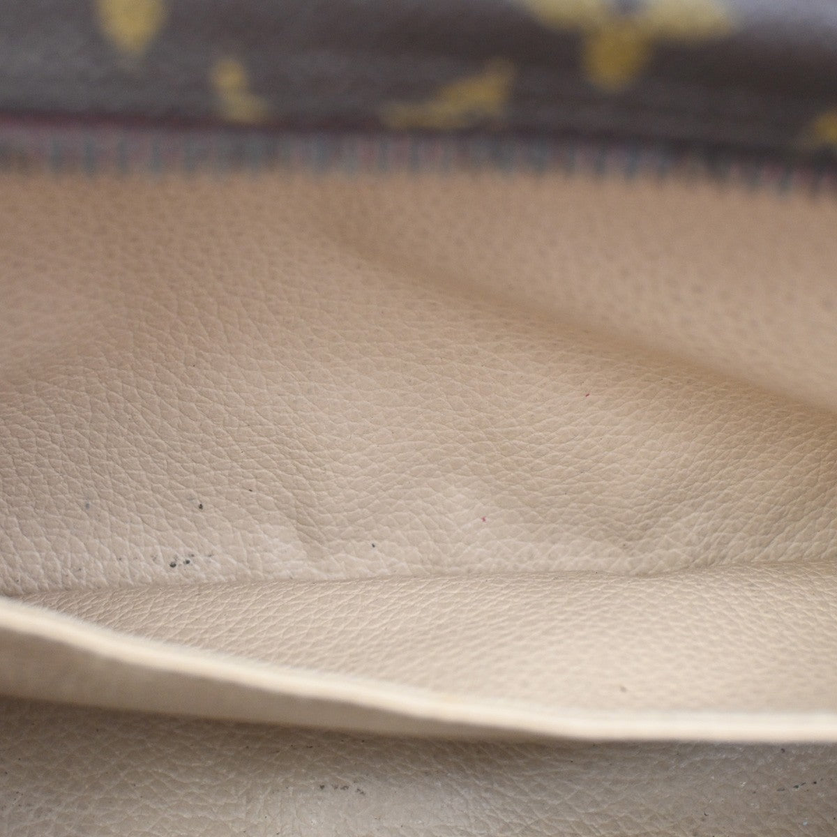 LOUIS VUITTON Trousse Toilette 23 Clutch Hand Bag Monogram Brown M47524 68ZA159