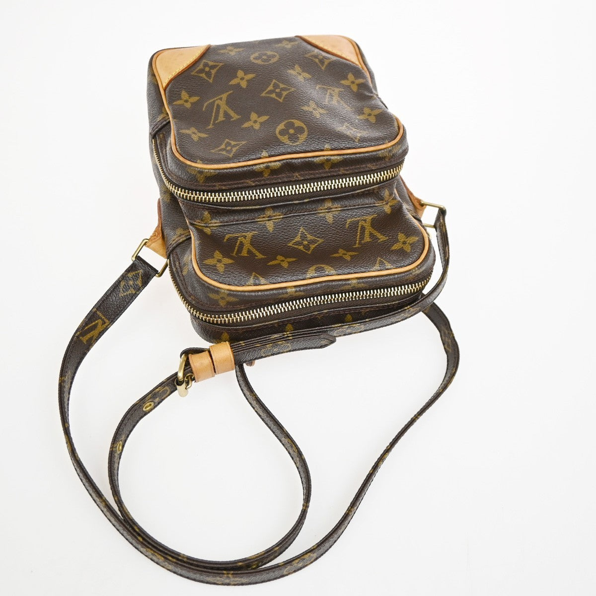 LOUIS VUITTON Amazon Crossbody Shoulder Bag Monogram Leather BN M45236 77TA679