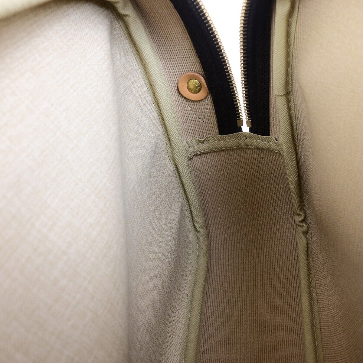 LOUIS VUITTON Reporter PM Crossbody Shoulder Bag Monogram Leather M45254 79ED036