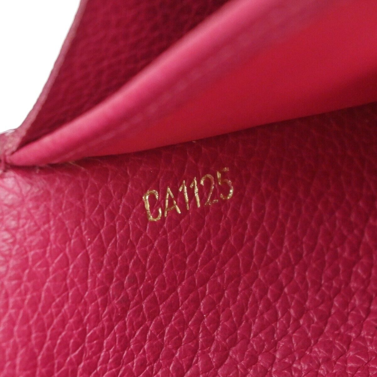LOUIS VUITTON Portefeuille Lockme Long Wallet  Leather Fuchsia M61277 65EA270