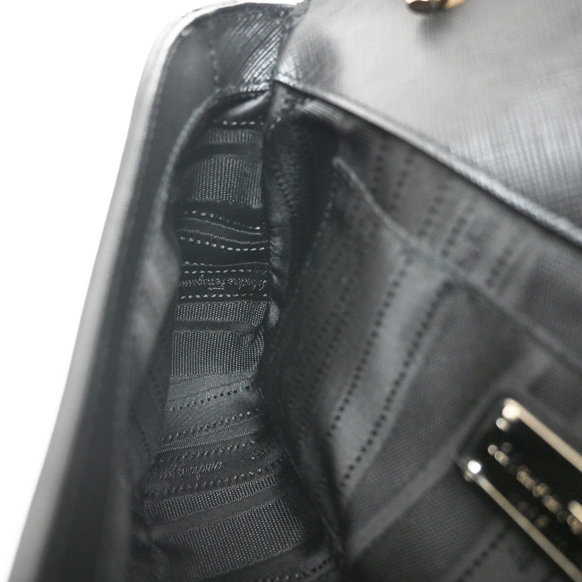 SALVATORE FERRAGAMO Logo Gancini Chain Shoulder Bag Leather Black SHW 33YH542