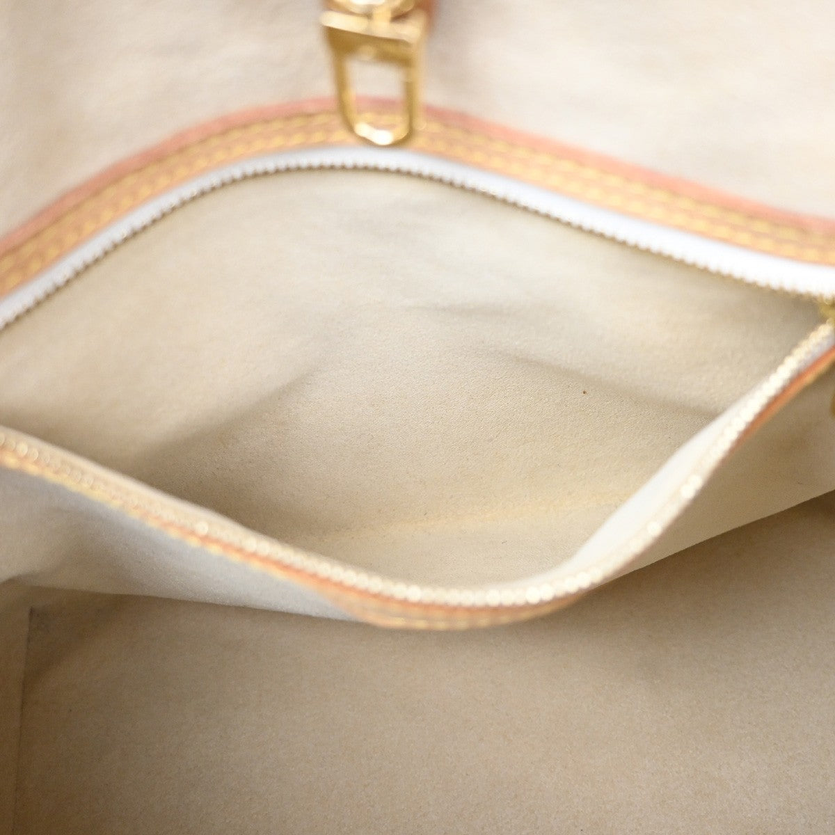 LOUIS VUITTON Hampstead PM Shoulder Bag Damier Azur Leather White N51207 32YH746